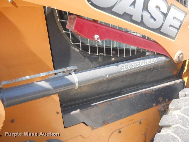 image for item DF4517 2015 Case SR270  skid steer loader