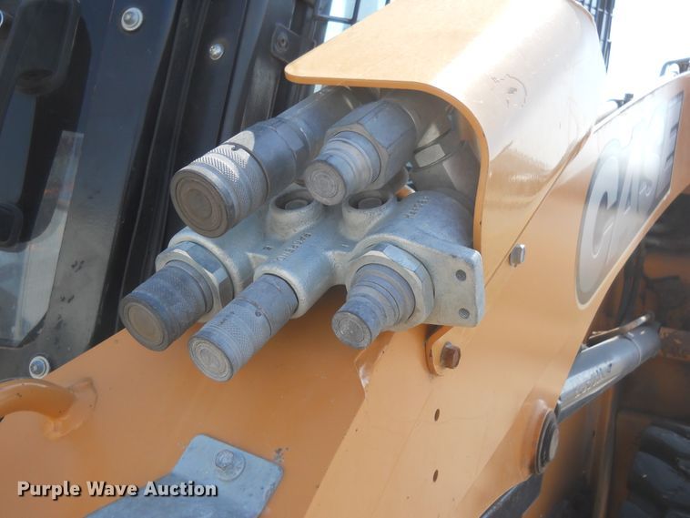 image for item DF4517 2015 Case SR270  skid steer loader