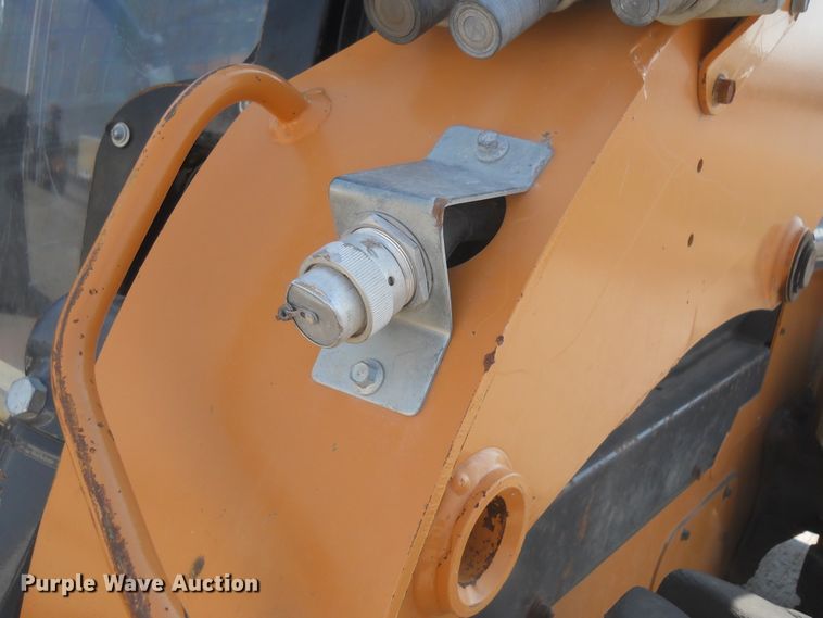 image for item DF4517 2015 Case SR270  skid steer loader