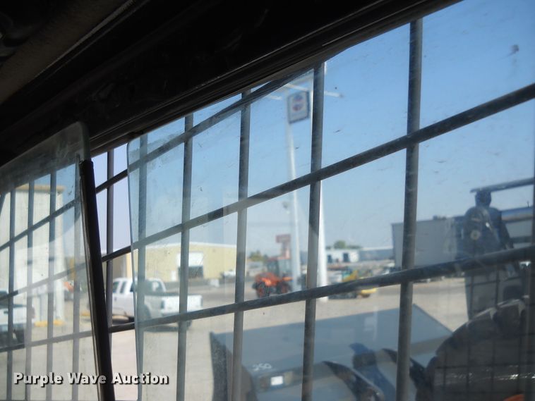 image for item DF4517 2015 Case SR270  skid steer loader