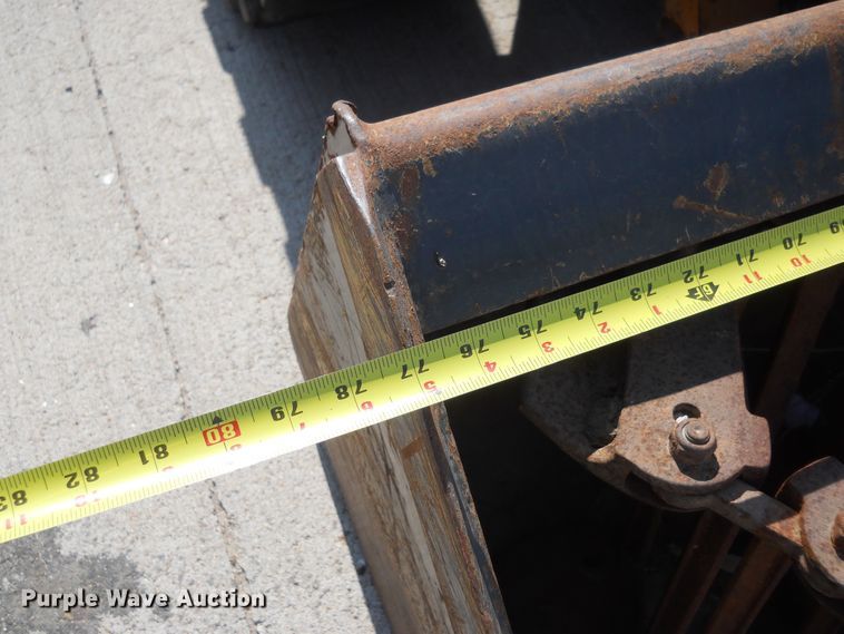 image for item DF4517 2015 Case SR270  skid steer loader