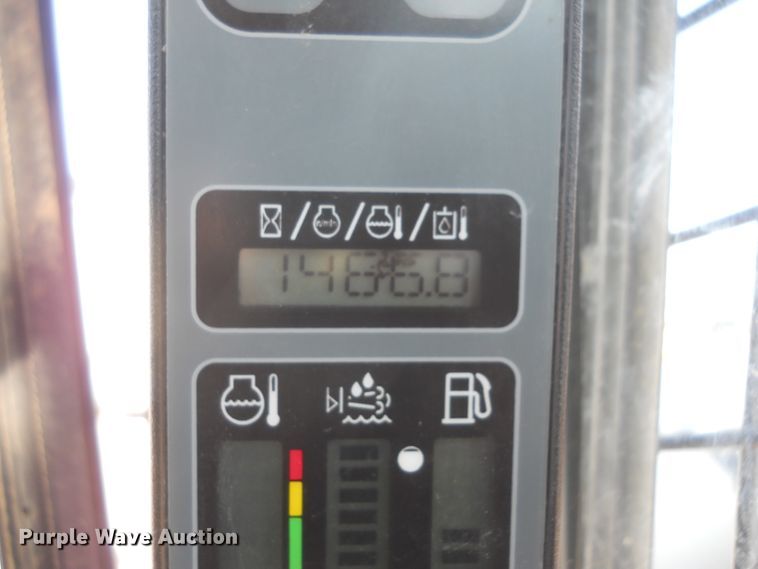 image for item DF4517 2015 Case SR270  skid steer loader