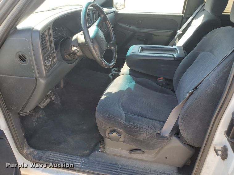 image for item DF5702 2001 Chevrolet Silverado 1500  Ext. Cab pickup truck