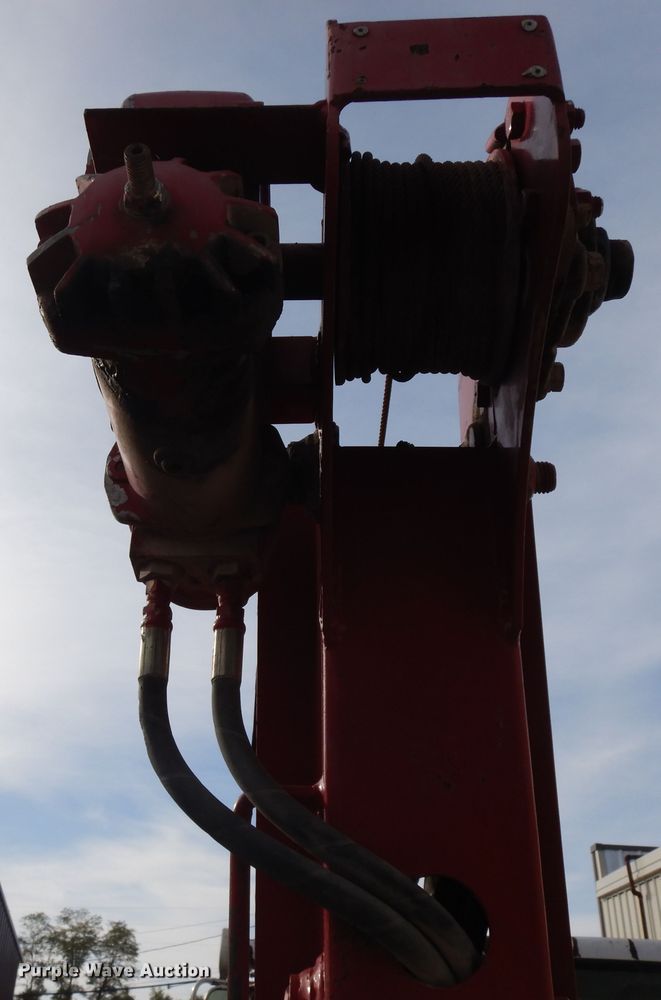 image for item DF6686 Maintainer crane