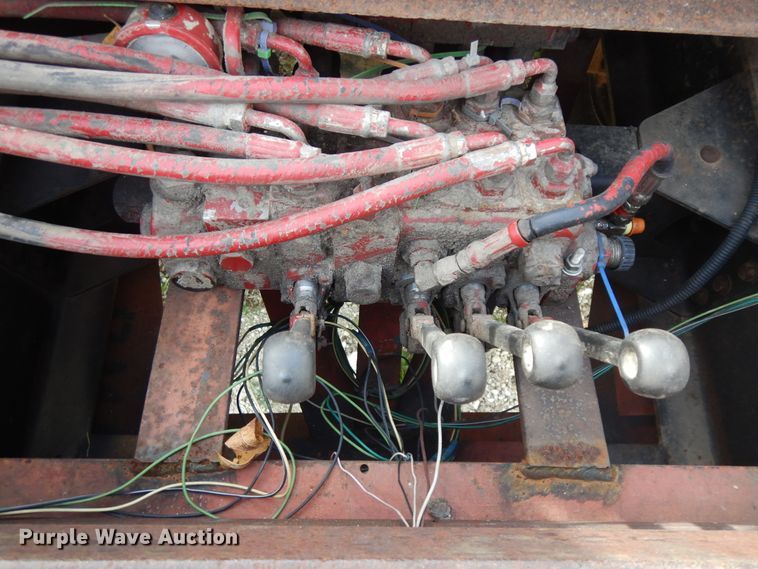 image for item DF6686 Maintainer crane