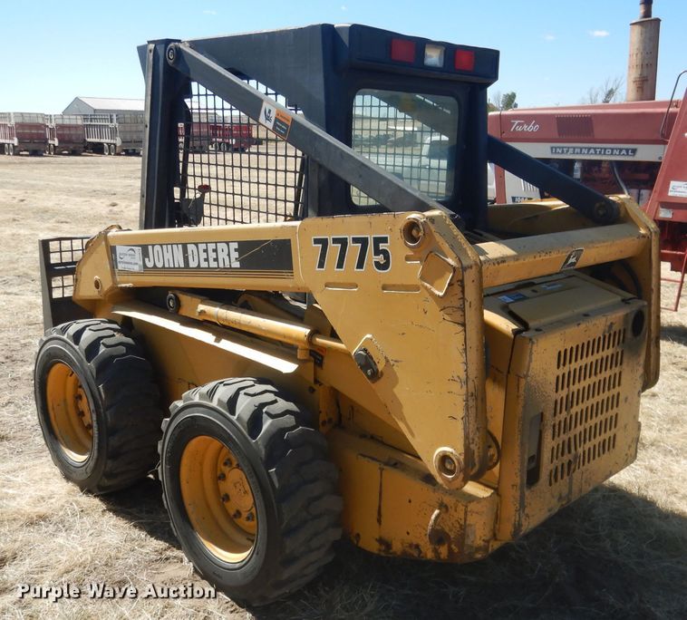 image for item DG4618 1995 John Deere 7775  skid steer loader