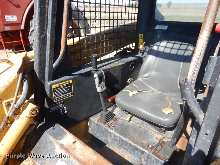 image for item DG4618 1995 John Deere 7775  skid steer loader
