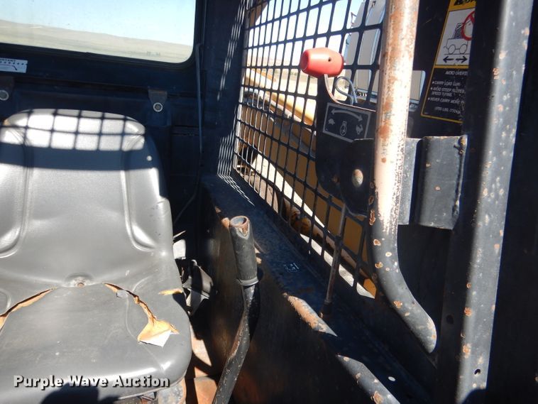 image for item DG4618 1995 John Deere 7775  skid steer loader