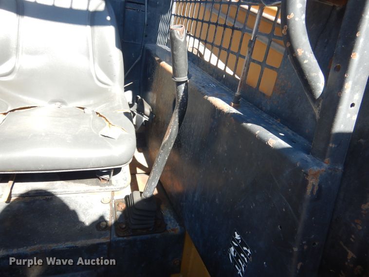 image for item DG4618 1995 John Deere 7775  skid steer loader