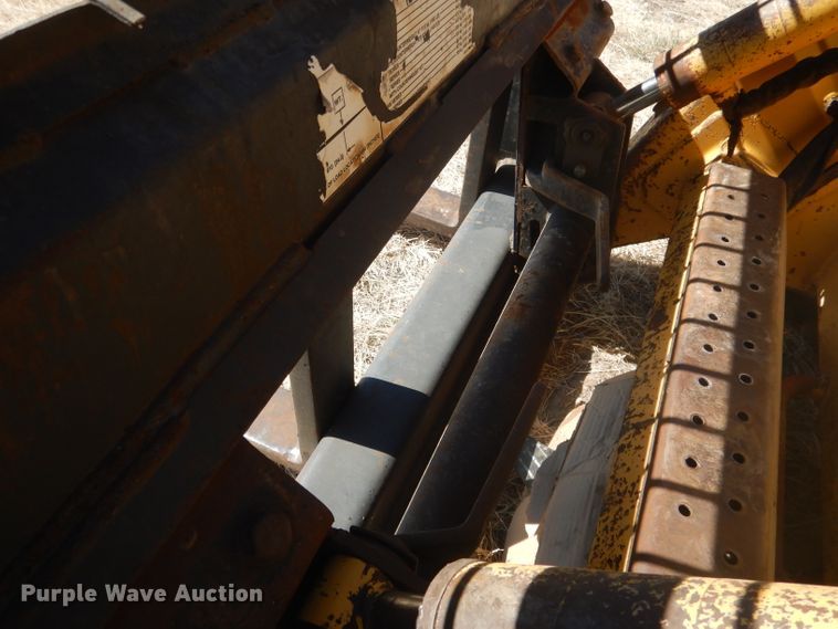 image for item DG4618 1995 John Deere 7775  skid steer loader