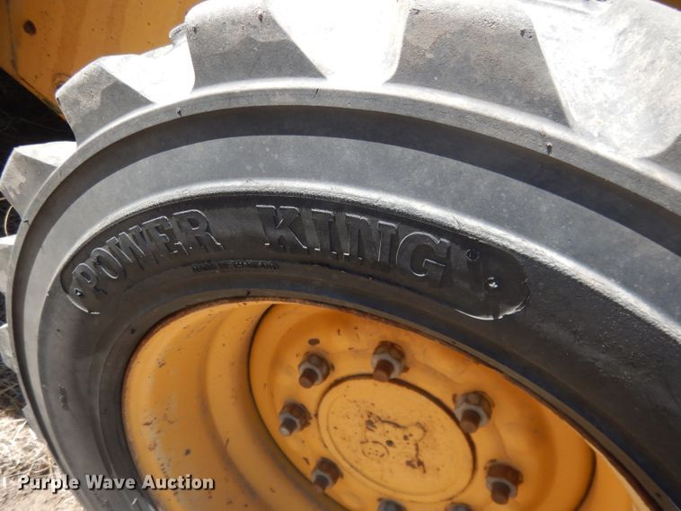 image for item DG4618 1995 John Deere 7775  skid steer loader