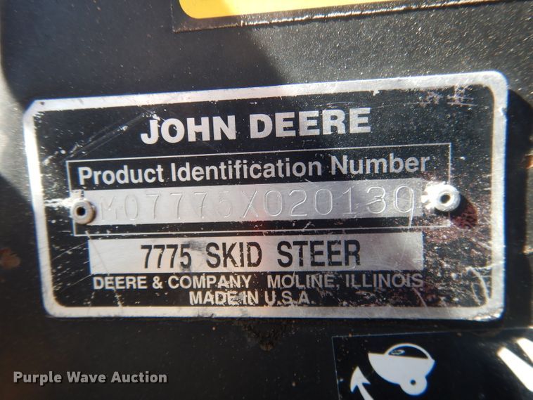 image for item DG4618 1995 John Deere 7775  skid steer loader
