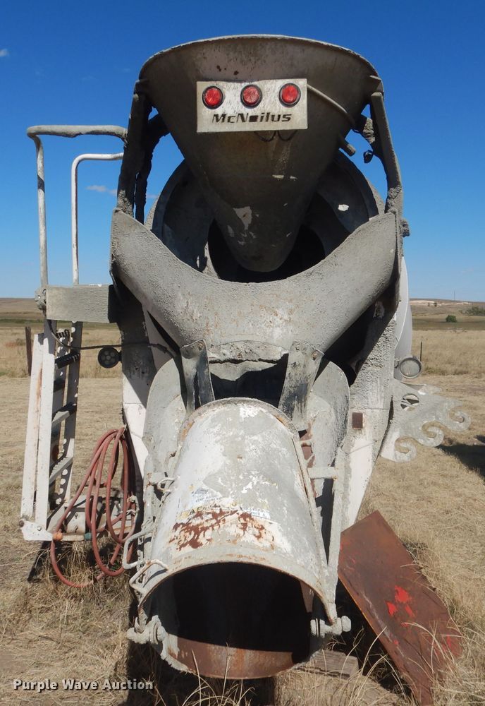 image for item DG4619 Mcneilus ready mix bed