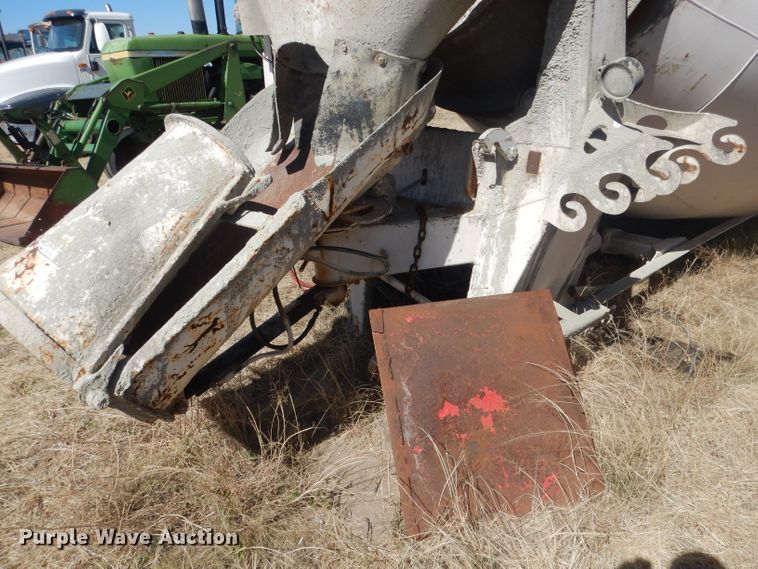 image for item DG4619 Mcneilus ready mix bed