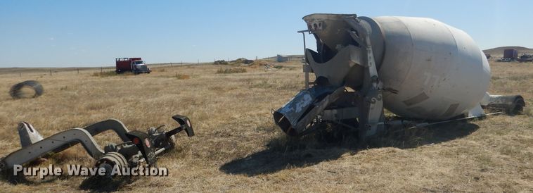 image for item DG4621 Mcneilus ready mix bed