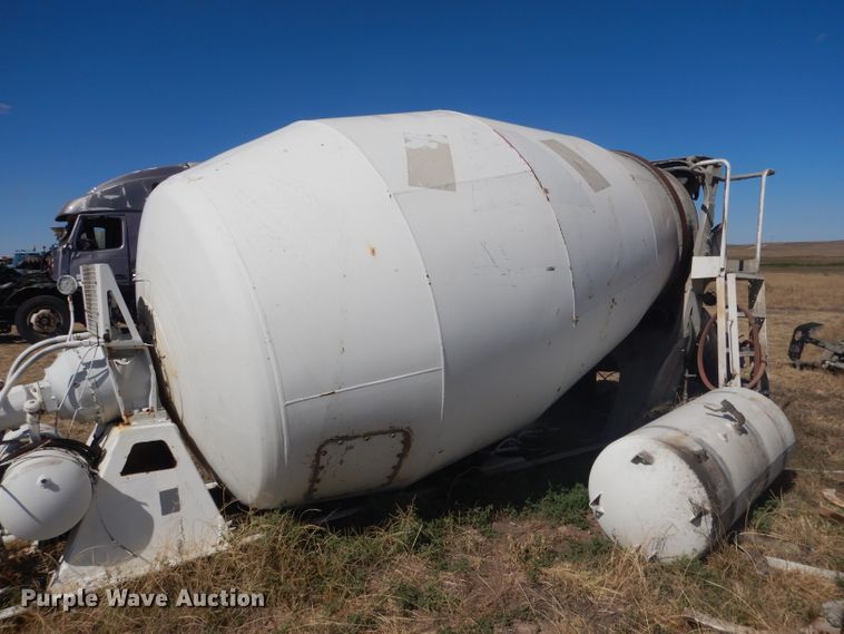 image for item DG4621 Mcneilus ready mix bed