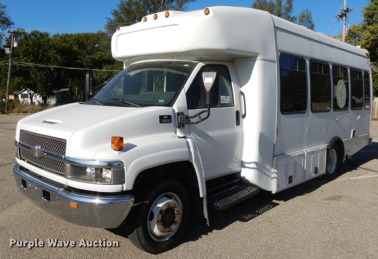 image for item DH0053 2008 Chevrolet C5500  food truck