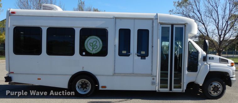 image for item DH0053 2008 Chevrolet C5500  food truck