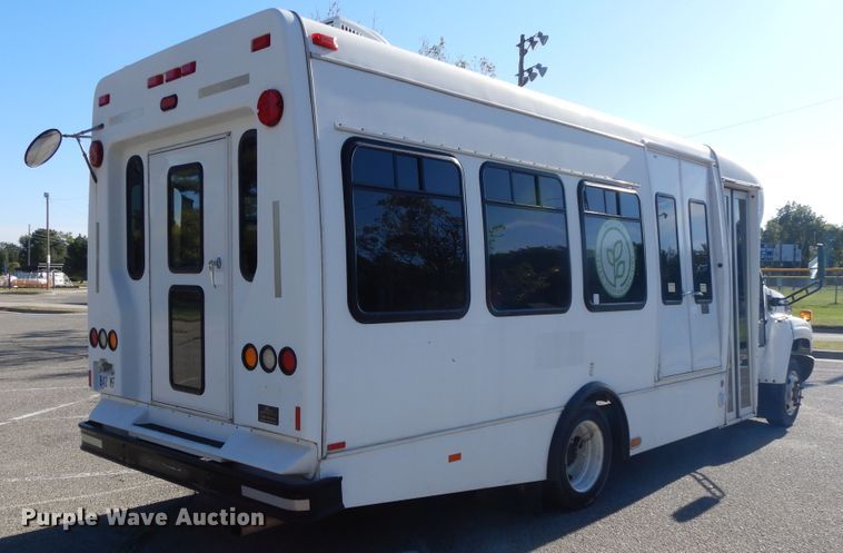 image for item DH0053 2008 Chevrolet C5500  food truck