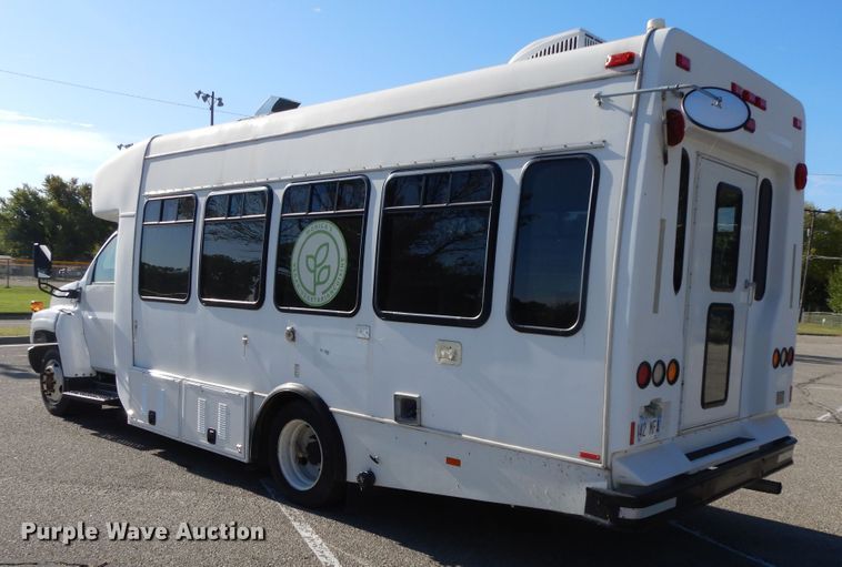 image for item DH0053 2008 Chevrolet C5500  food truck