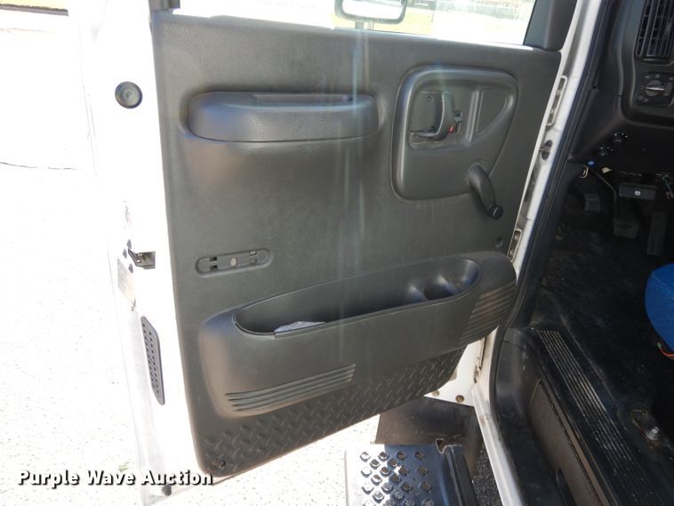 image for item DH0053 2008 Chevrolet C5500  food truck