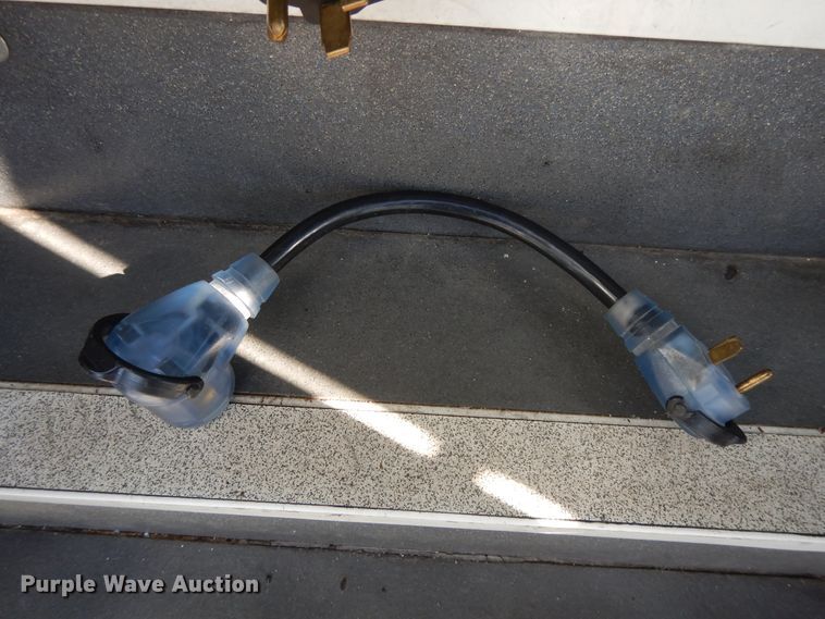 image for item DH0053 2008 Chevrolet C5500  food truck