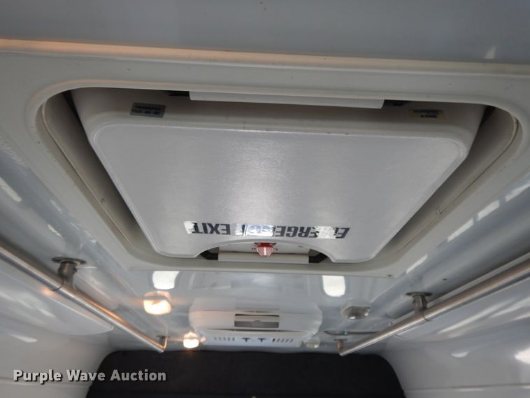 image for item DH0053 2008 Chevrolet C5500  food truck