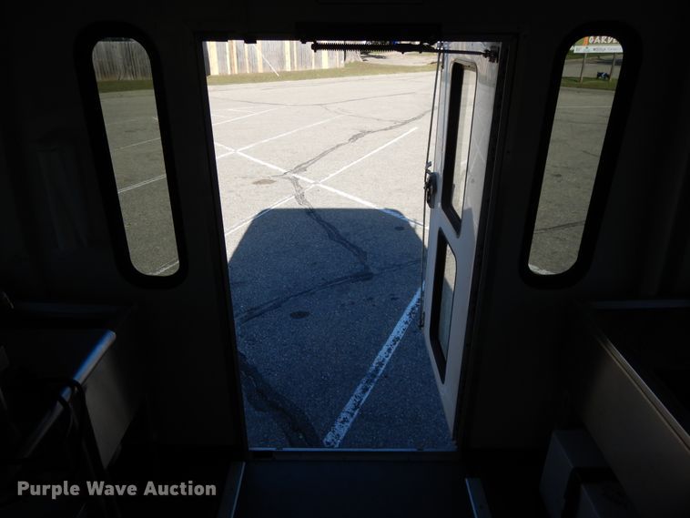 image for item DH0053 2008 Chevrolet C5500  food truck