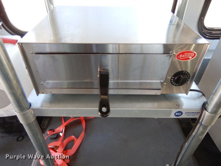 image for item DH0053 2008 Chevrolet C5500  food truck