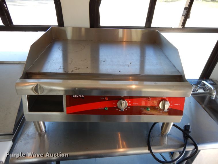 image for item DH0053 2008 Chevrolet C5500  food truck