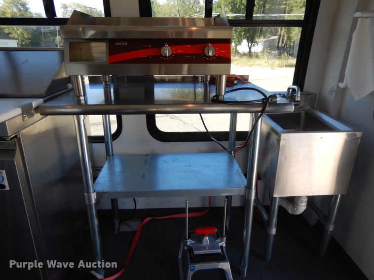 image for item DH0053 2008 Chevrolet C5500  food truck