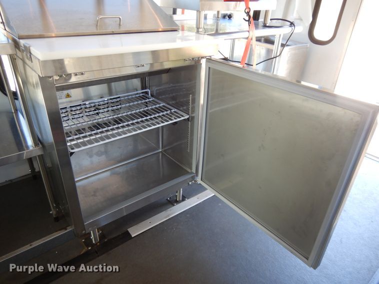 image for item DH0053 2008 Chevrolet C5500  food truck