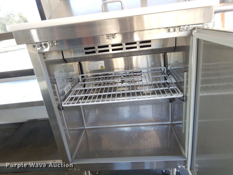 image for item DH0053 2008 Chevrolet C5500  food truck