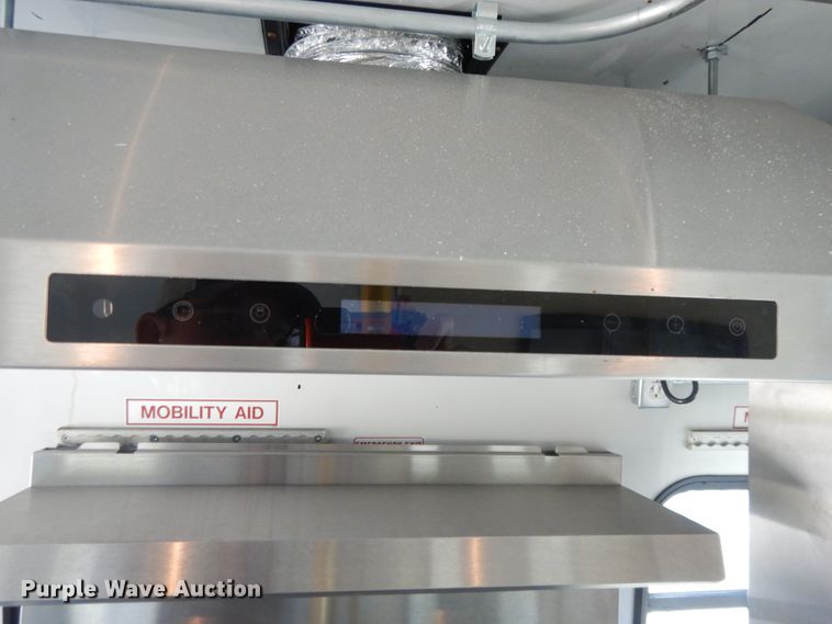 image for item DH0053 2008 Chevrolet C5500  food truck