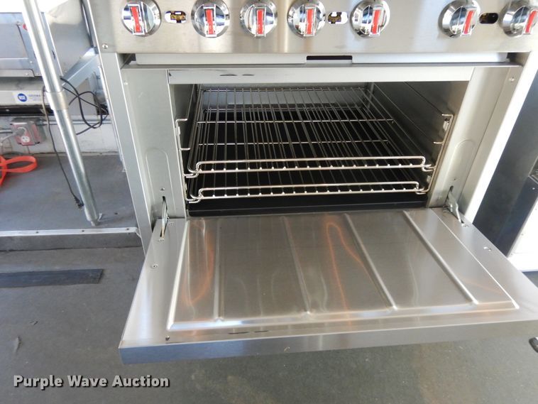 image for item DH0053 2008 Chevrolet C5500  food truck