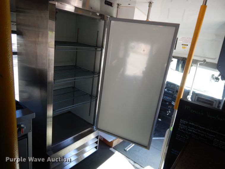 image for item DH0053 2008 Chevrolet C5500  food truck