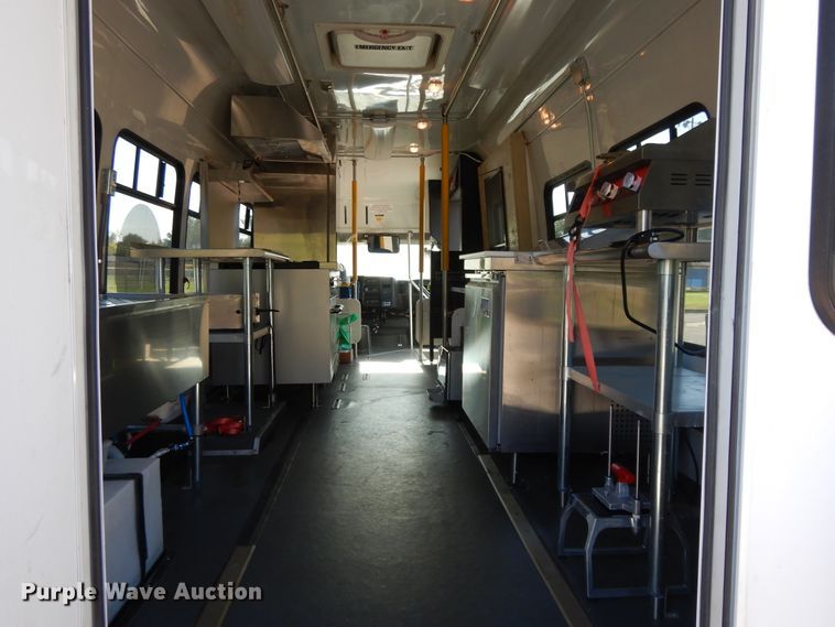 image for item DH0053 2008 Chevrolet C5500  food truck