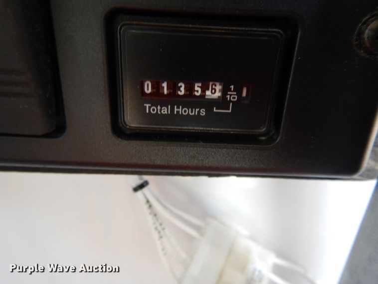 image for item DH0053 2008 Chevrolet C5500  food truck