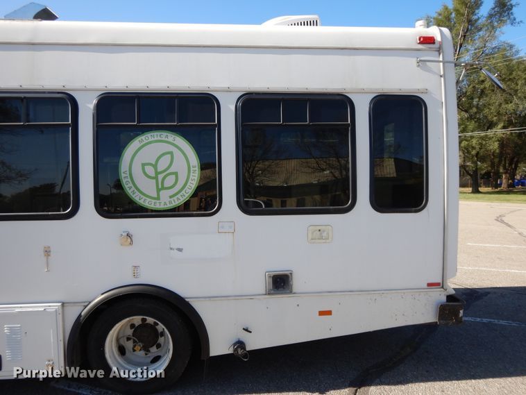 image for item DH0053 2008 Chevrolet C5500  food truck