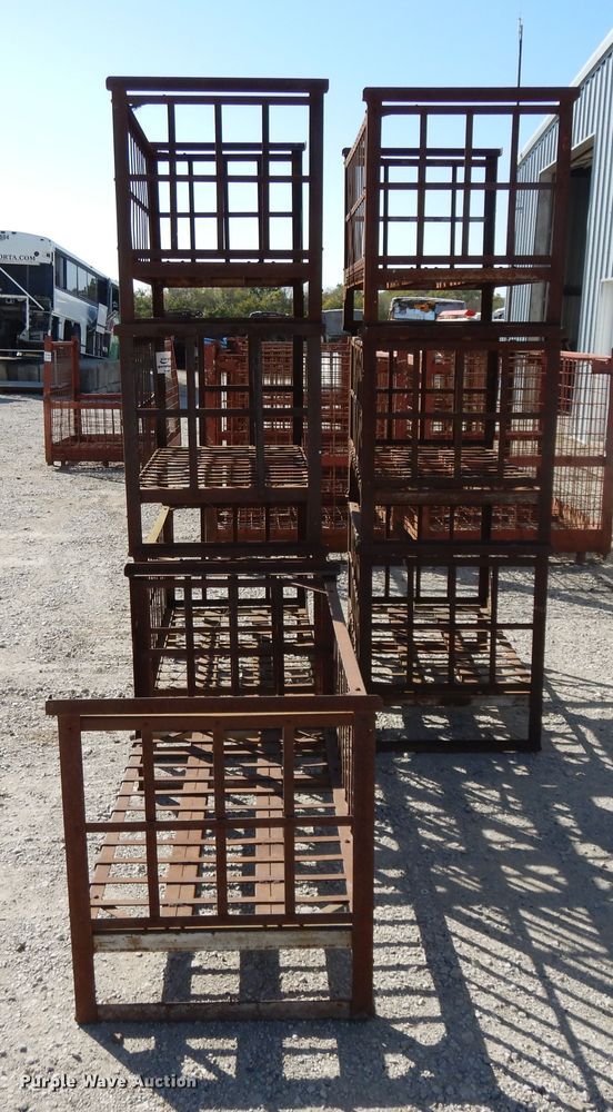 image for item DH0190 (7) parts bins