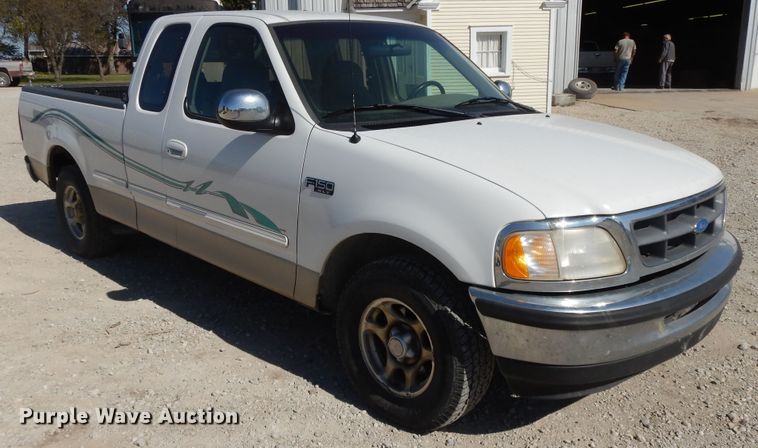 image for item DH0195 1997 Ford F150  SuperCab pickup truck