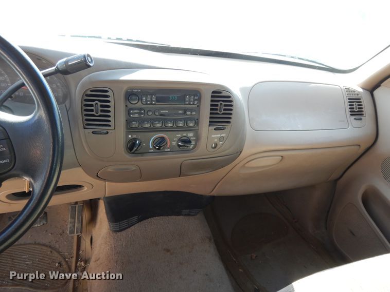 image for item DH0195 1997 Ford F150  SuperCab pickup truck