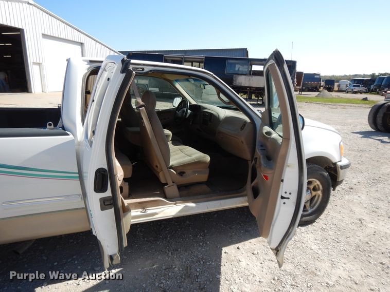 image for item DH0195 1997 Ford F150  SuperCab pickup truck