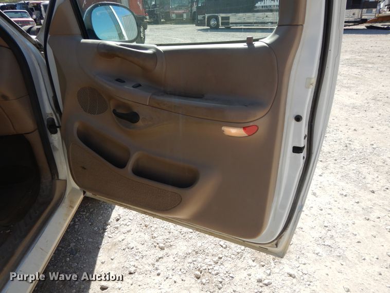 image for item DH0195 1997 Ford F150  SuperCab pickup truck