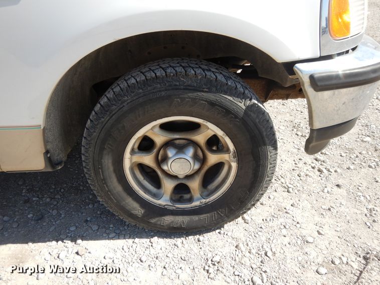 image for item DH0195 1997 Ford F150  SuperCab pickup truck