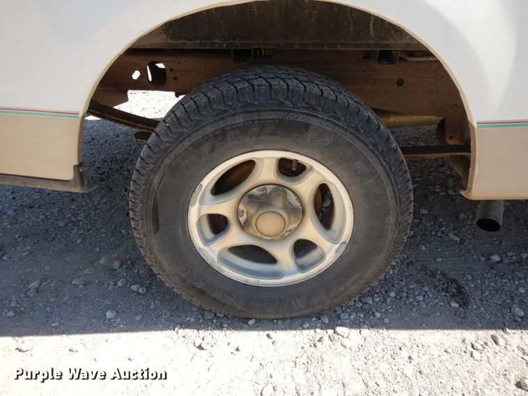 image for item DH0195 1997 Ford F150  SuperCab pickup truck