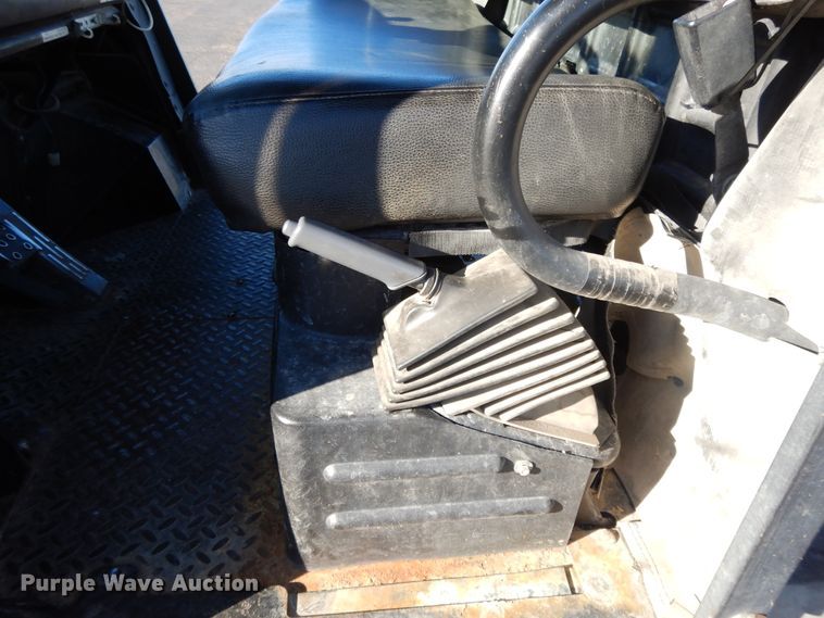 image for item DH0248 2010 Kawasaki 4010  utility vehicle