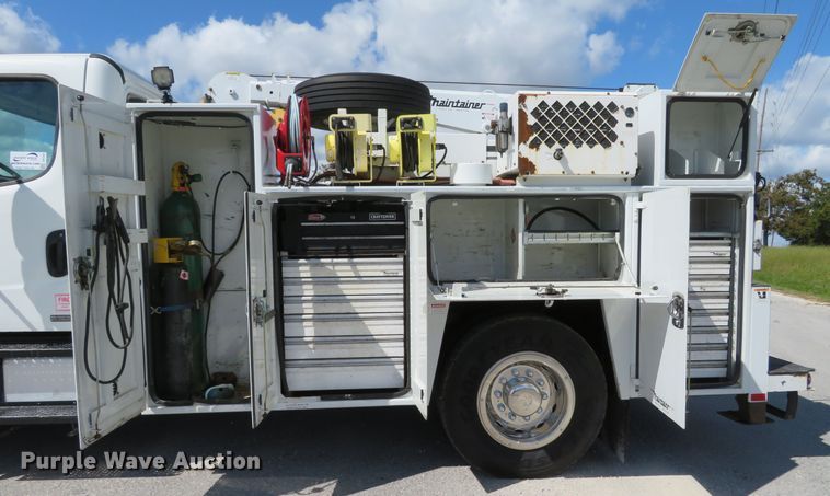 image for item DH1241 2010 Freightliner Business Class M2  utility truck