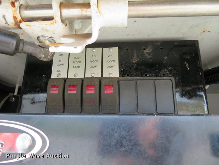 image for item DH1241 2010 Freightliner Business Class M2  utility truck