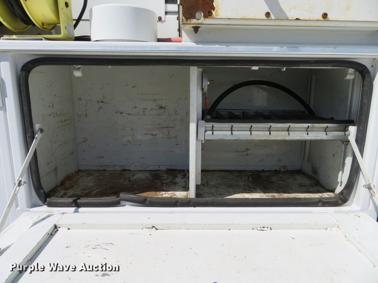 image for item DH1241 2010 Freightliner Business Class M2  utility truck